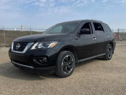 2017 Nissan Pathfinder SV