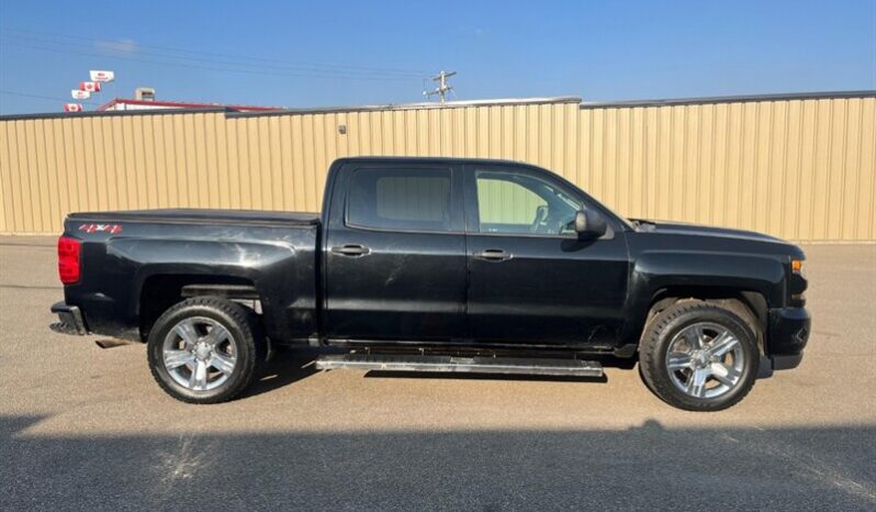 
								2018 Chevrolet Silverado 1500 Custom full									