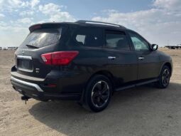 
										2017 Nissan Pathfinder SV full									