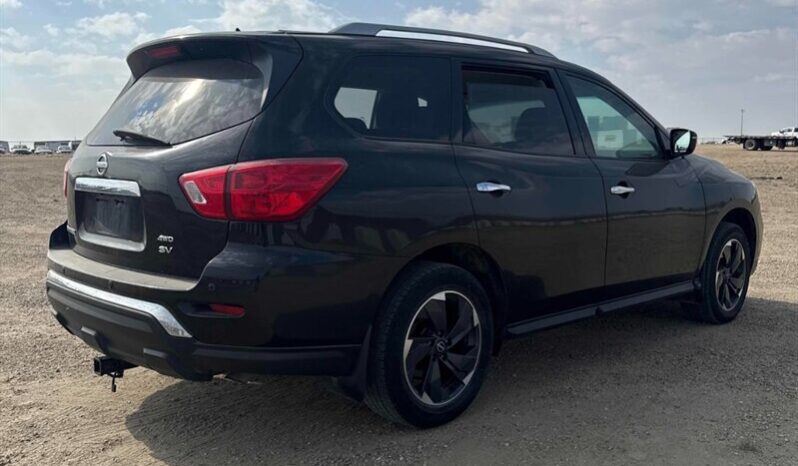 
								2017 Nissan Pathfinder SV full									
