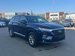 
										2020 Hyundai Santa Fe Essential full									