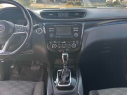 
										2018 Nissan Qashqai SV full									