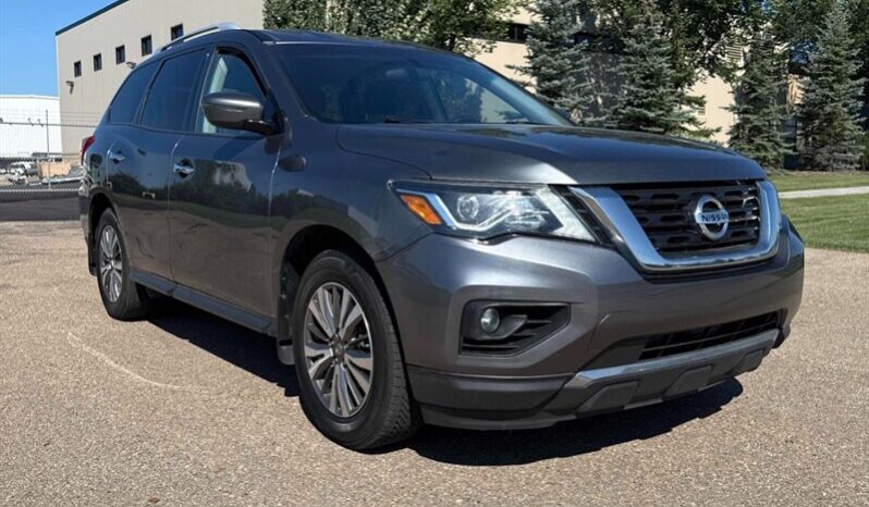 
								2019 Nissan Pathfinder SV full									