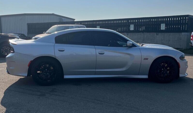 
								2022 Dodge Charger Scat Pack full									