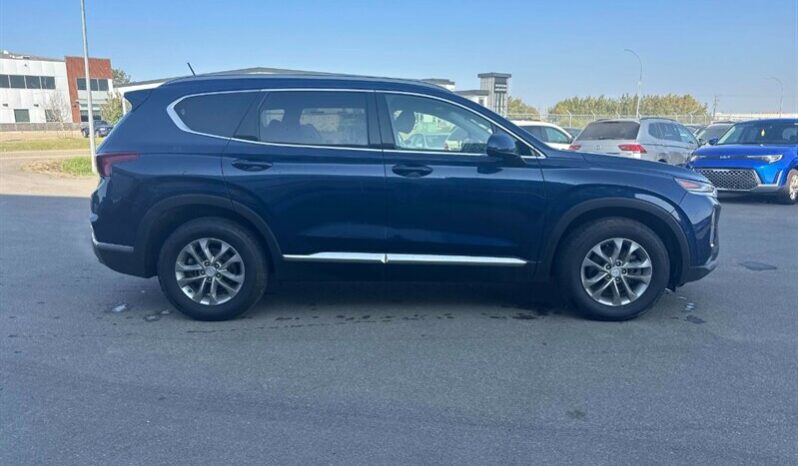 
								2020 Hyundai Santa Fe Essential full									