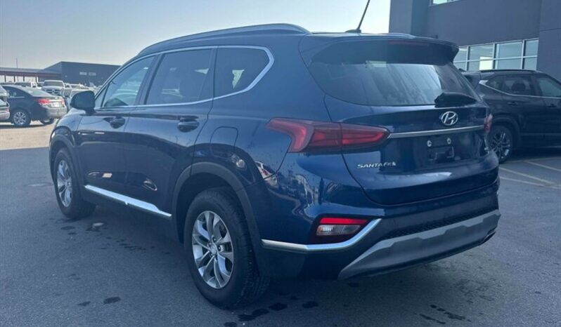 
								2020 Hyundai Santa Fe Essential full									