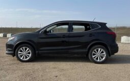 
										2018 Nissan Qashqai SV Sunroof full									