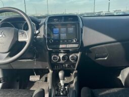 
										2021 Mitsubishi RVR ES full									
