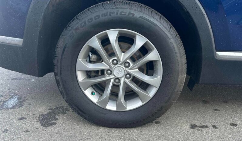 
								2020 Hyundai Santa Fe Essential full									