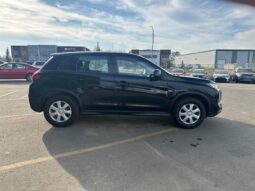 
										2021 Mitsubishi RVR ES full									