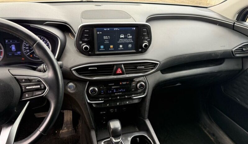 
								2019 Hyundai SANTA FE Preferred 2.4L full									