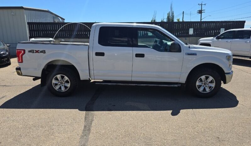 
								2015 Ford F-150 XLT full									