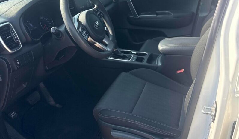 
								2021 Kia Sportage LX full									