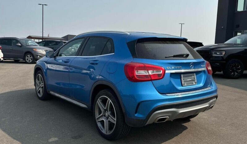 
								2017 Mercedes-Benz GLA-Class GLA 250 4MATIC full									