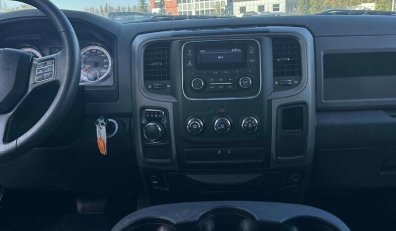 
								2019 RAM 1500 Classic ST full									