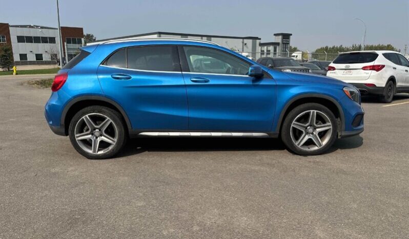 
								2017 Mercedes-Benz GLA-Class GLA 250 4MATIC full									