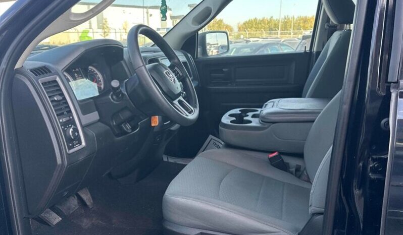 
								2019 RAM 1500 Classic ST full									