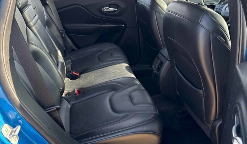 
								2019 Jeep Cherokee Trailhawk Elite full									