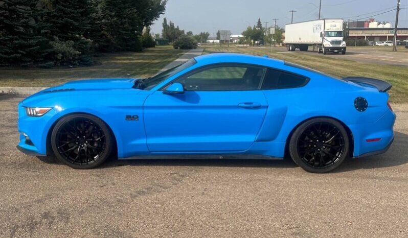 
								2017 Ford Mustang GT full									