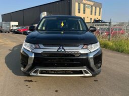 
										2019 Mitsubishi Outlander ES full									
