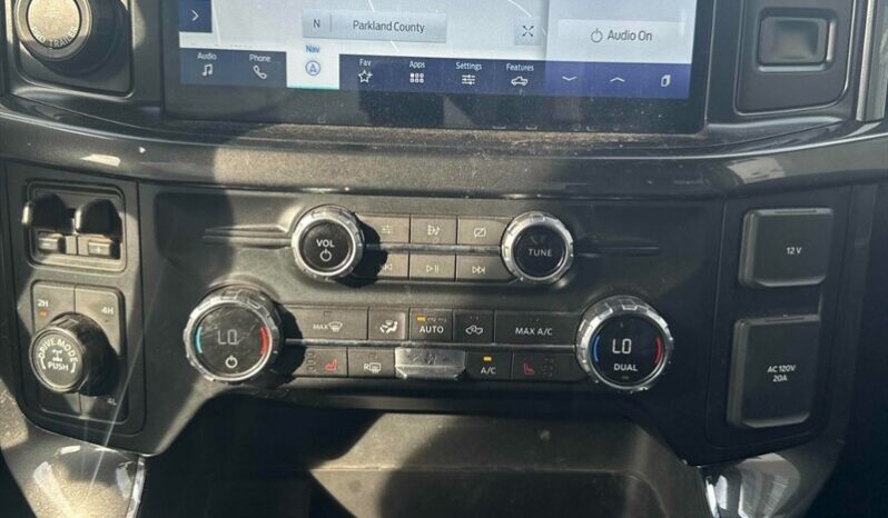 
								2021 Ford F-150 XLT full									