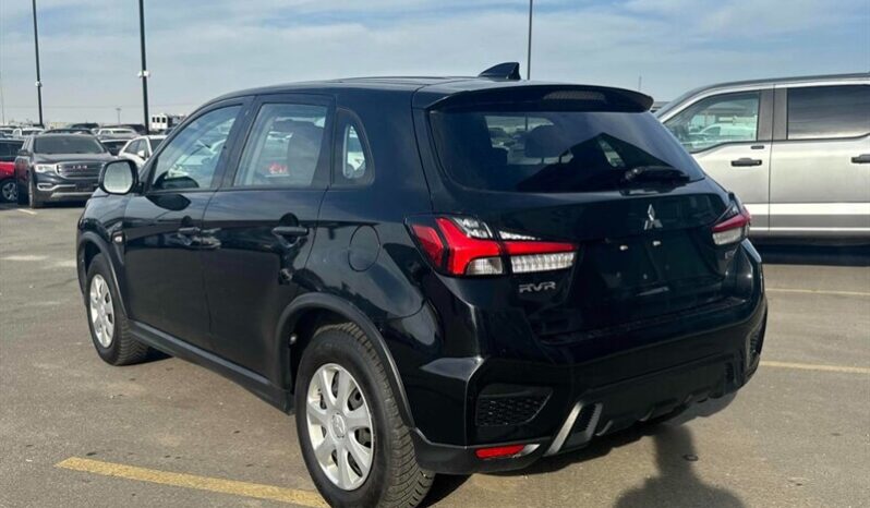 
								2021 Mitsubishi RVR ES full									