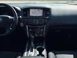 
										2019 Nissan Pathfinder SV full									