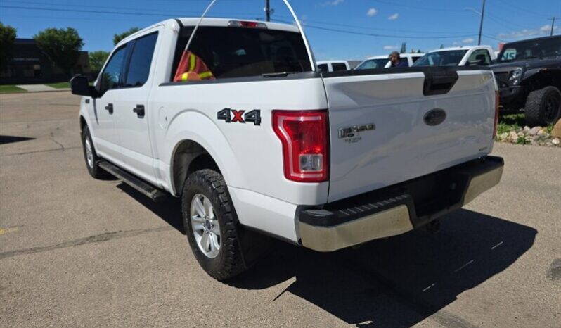
								2015 Ford F-150 XLT full									