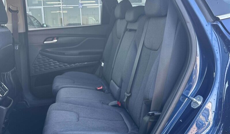 
								2020 Hyundai Santa Fe Essential full									