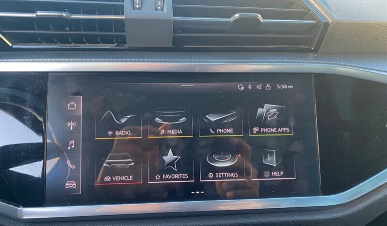 
								2024 Audi Q3 quattro S line Prem Plus 45 TFSI full									