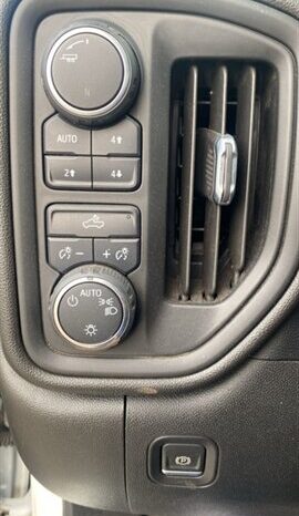 
								2022 Chevrolet Silverado 2500 Work Truck full									