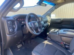 
										2019 Chevrolet Silverado 1500 Custom full									