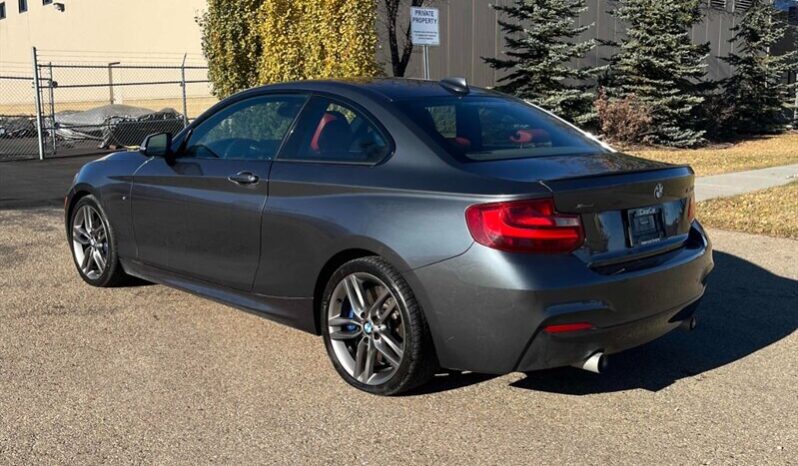 
								2016 BMW 2-Series M235i xDrive full									