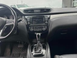 
										2020 Nissan Qashqai SL full									