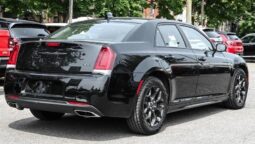 
										2023 Chrysler 300 Series Touring L full									