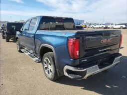 
										2021 GMC Sierra 1500 SLT full									