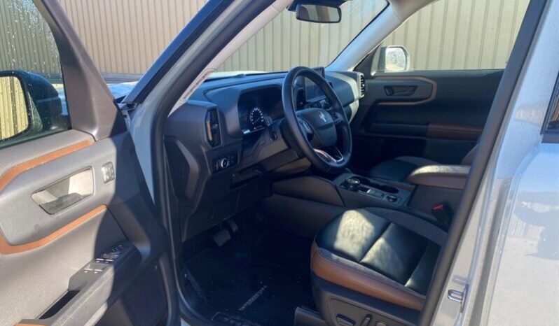 
								2024 Ford Bronco Sport Outer Banks full									