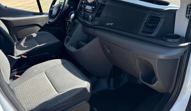 
								2020 Ford Transit T-150 130″ Low Roof 8 Pass AWD full									