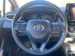
										2024 Toyota Corolla LE full									