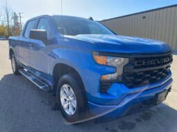 
										2022 Chevrolet Silverado 1500 Custom full									