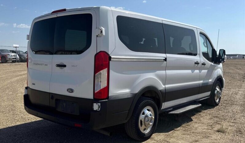 
								2020 Ford Transit T-150 130″ Low Roof 8 Pass AWD full									