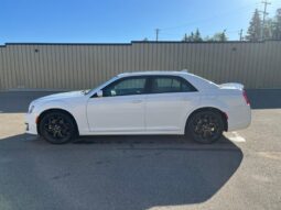 
										2023 Chrysler 300 Series S V6 full									