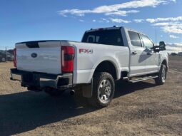 2023 Ford F-250 XLT FX4 full