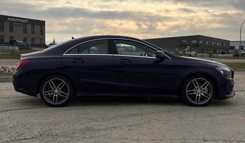 
								2017 Mercedes-Benz CLA-Class CLA 250 4MATIC full									