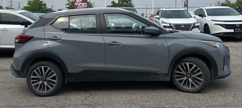 2024 Nissan Kicks SV full