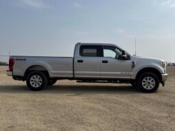
										2021 Ford F-350 Super Duty XLT 6.7L Powerstroke full									
