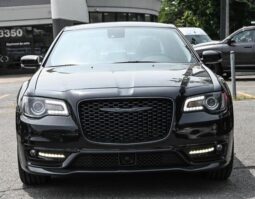 
										2023 Chrysler 300 Series Touring L full									