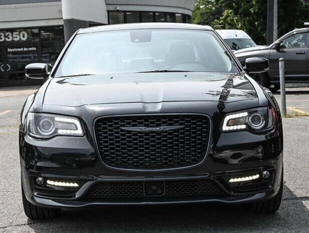 
								2023 Chrysler 300 Series Touring L full									