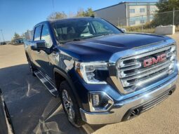
										2021 GMC Sierra 1500 SLT full									