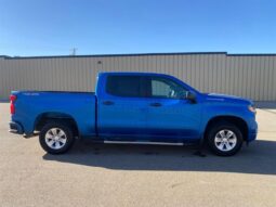 
										2022 Chevrolet Silverado 1500 Custom full									